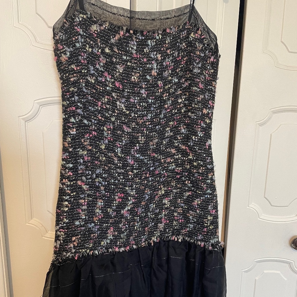 Auth. Chanel tweed/black sleeveless flounce dress, EU40 (US4); EUC, flawless